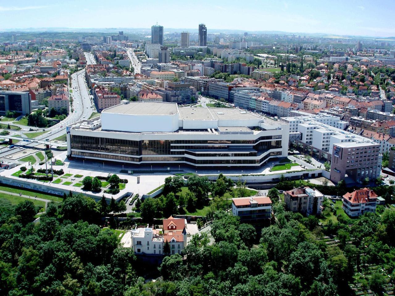 Hotel Sunflower Praga Exterior foto